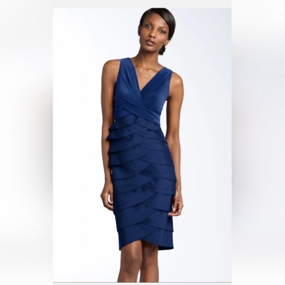 Adrianna Papell Tafetta Shutter Layered Dress, Size 6 - Picture 12 of 13